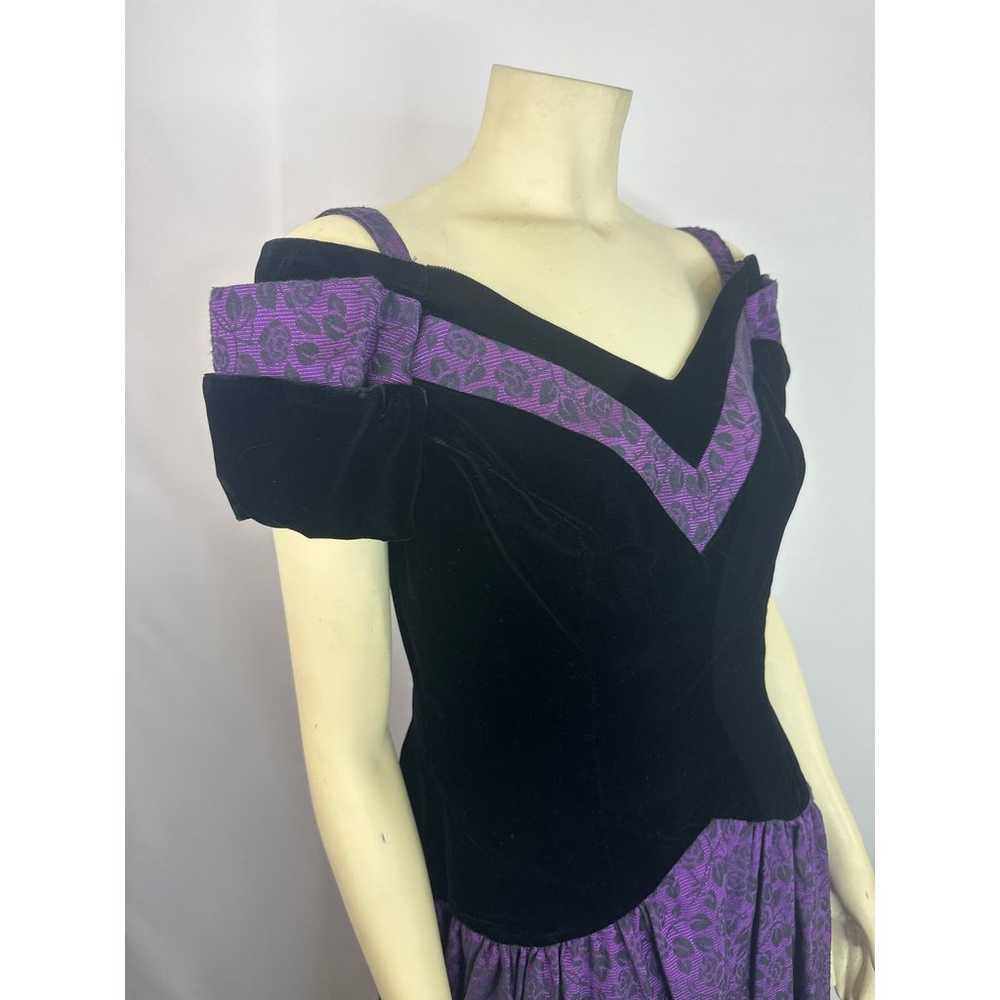 1980's vintage prom dress purple velvet and black… - image 4