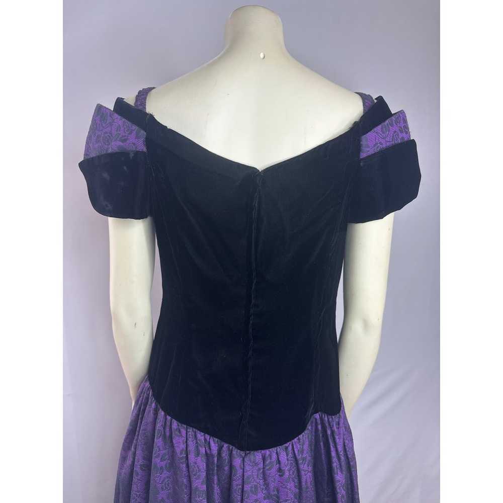 1980's vintage prom dress purple velvet and black… - image 7