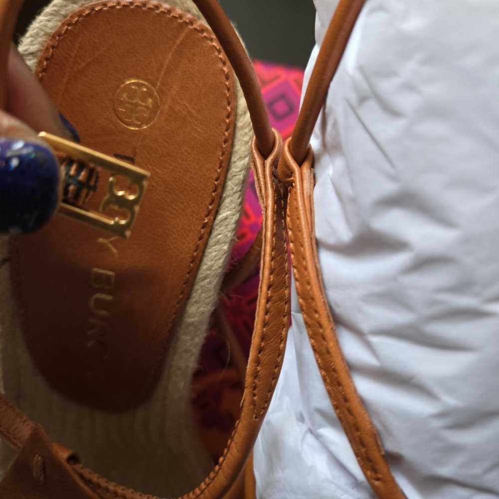 Tory Burch Leather sandal - image 3