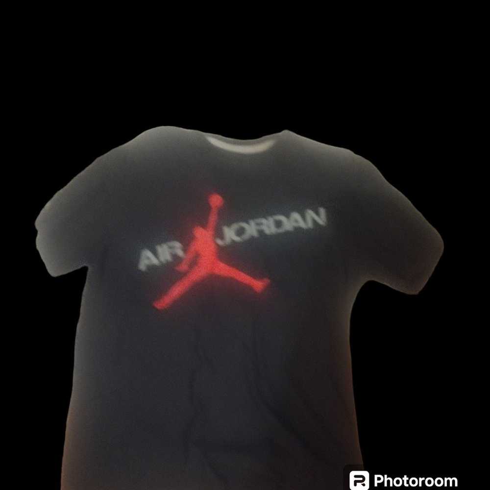 Men's Air Jordan shirt - image 2