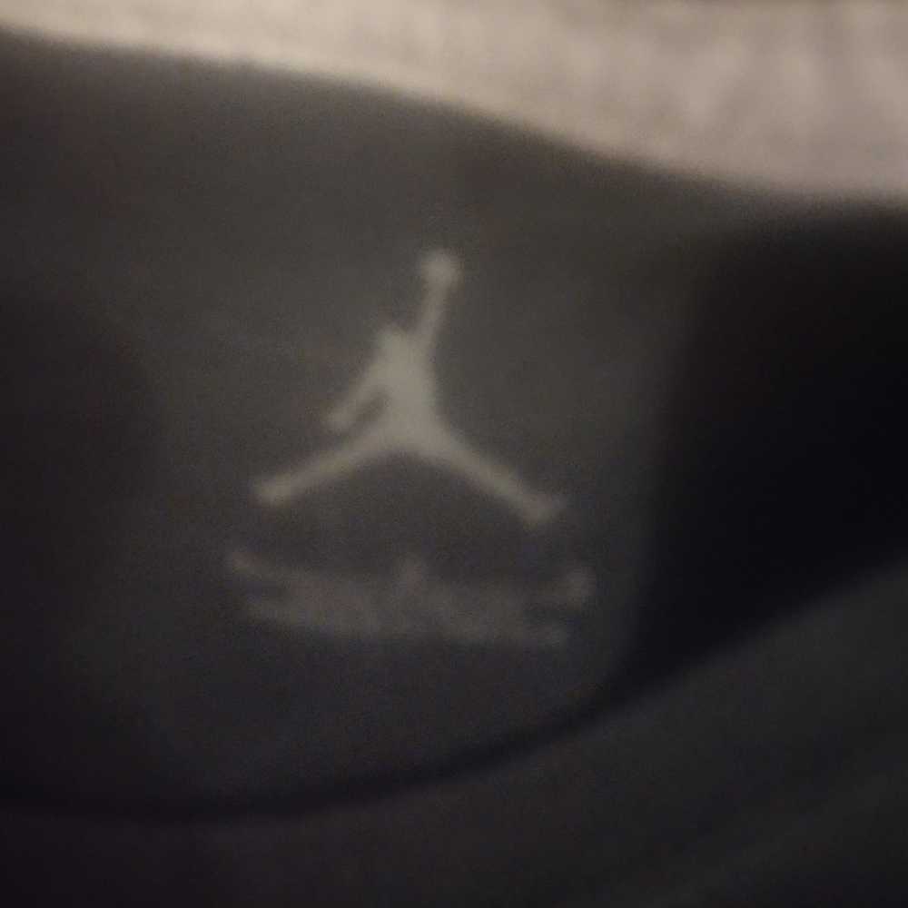 Men's Air Jordan shirt - image 3