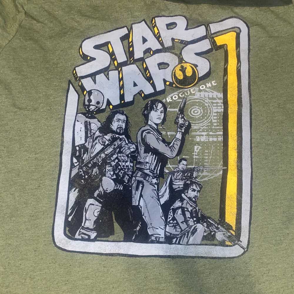 Star Wars collectible shirt - image 3