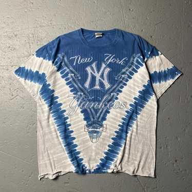 Vintage New York Yankees Liquid Blue Thrashed Gra… - image 1