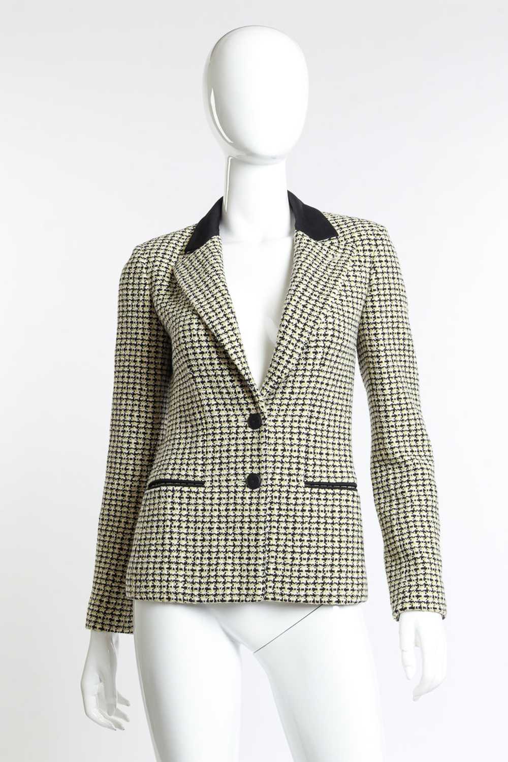 CHANEL 2002P Check Tweed Blazer - image 1