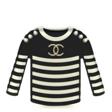 CHANEL Resin Sweater CC Brooch Black White
