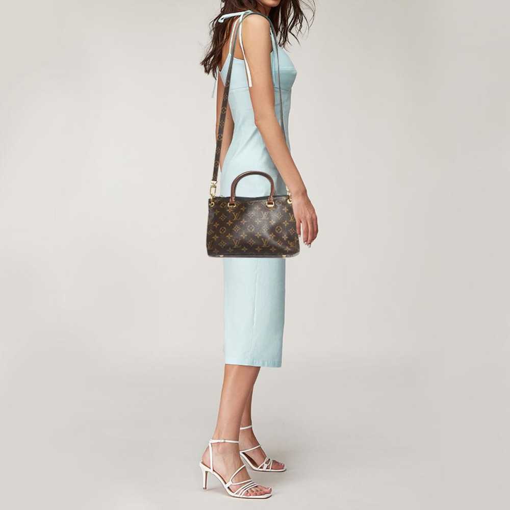 Louis Vuitton Leather tote - image 2