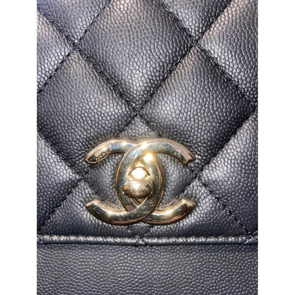 Chanel Business Affinity leather handbag - image 4