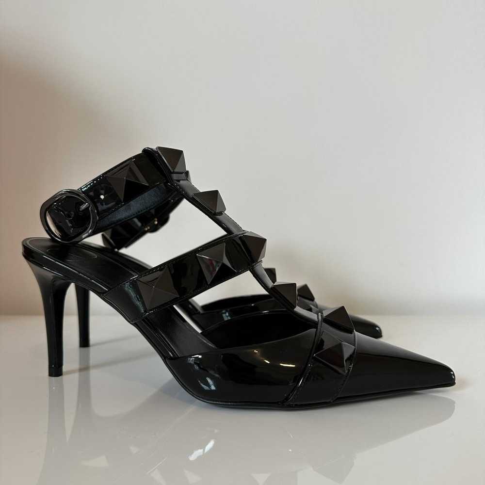 Valentino Garavani Rockstud leather heels - image 4