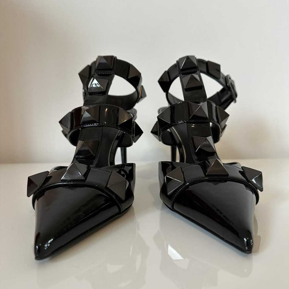 Valentino Garavani Rockstud leather heels - image 6