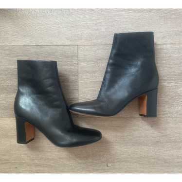 Marc Fisher Marc Fisher Black Leather Heeled Booti