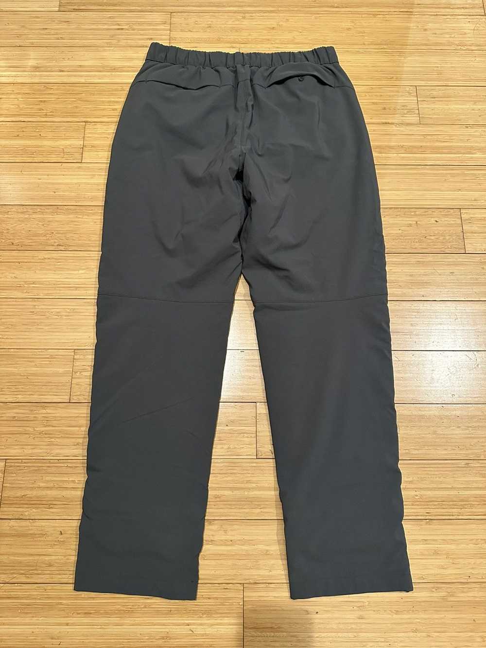 Uniqlo Uniqlo Windproof Extra Warm Lined Pants Gr… - image 2