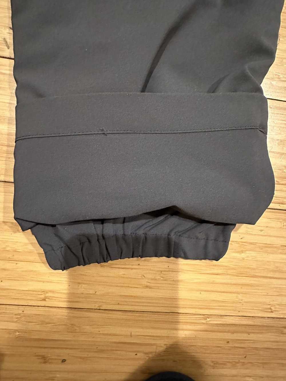 Uniqlo Uniqlo Windproof Extra Warm Lined Pants Gr… - image 5