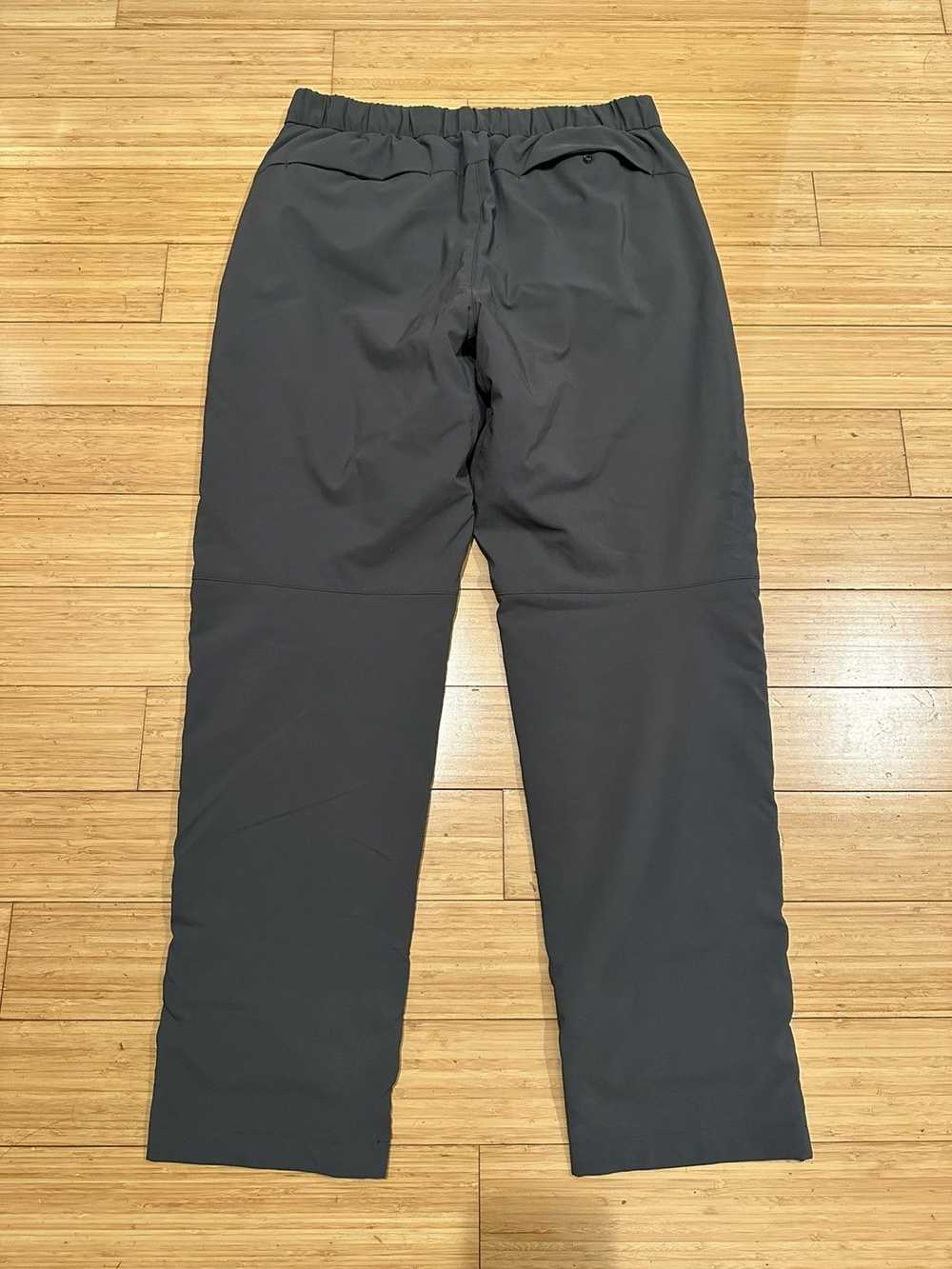 Uniqlo Uniqlo Windproof Extra Warm Lined Pants Gr… - image 8