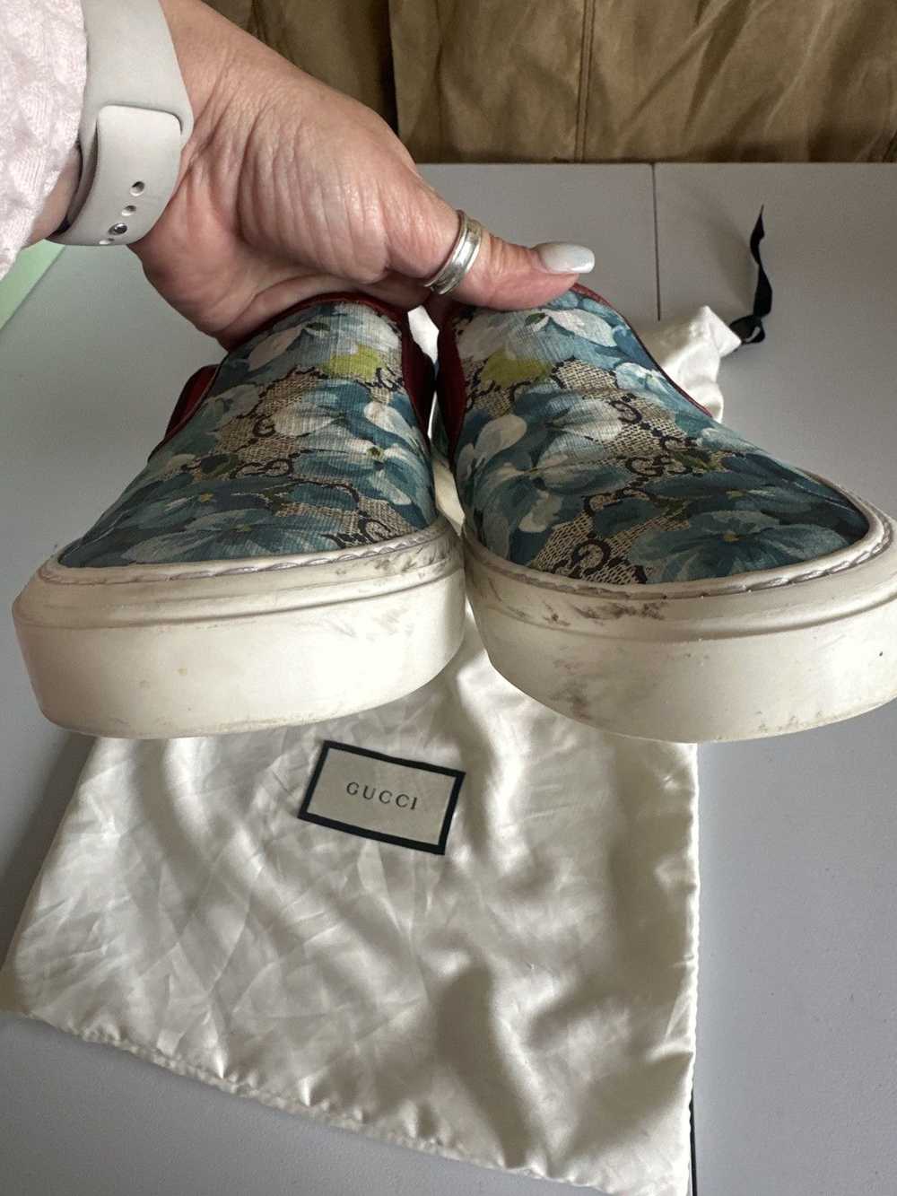 Gucci Gucci Supreme Flora Slip ons - image 4