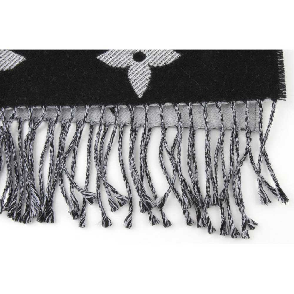 Louis Vuitton Wool scarf - image 12