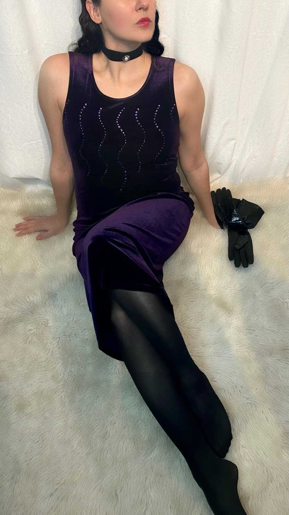 Stretchy dark purple dress - image 3