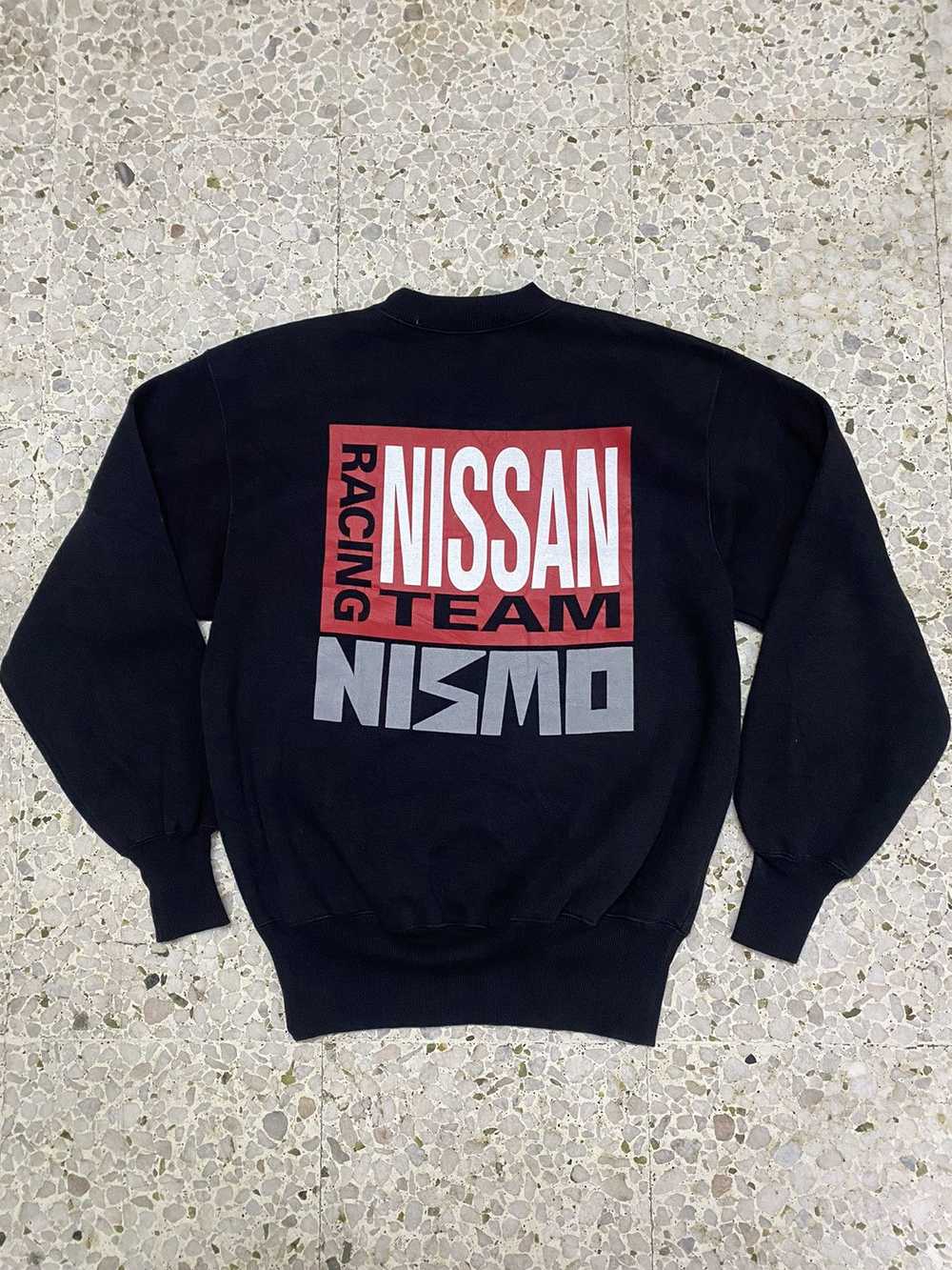 Nismo Nismo Nissan Racing Team - image 2