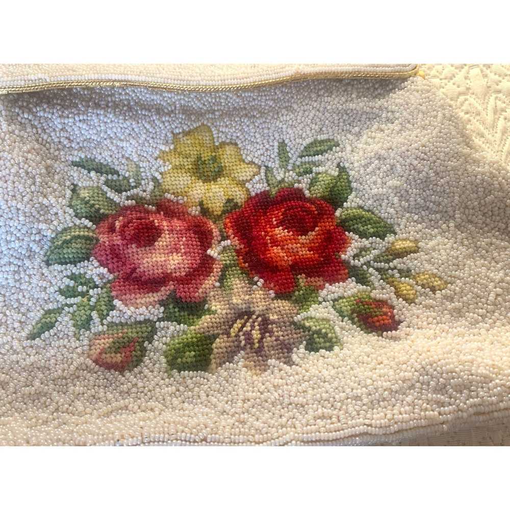 Vintage Needlepoint Roses Beaded Handbag Magnetic… - image 2