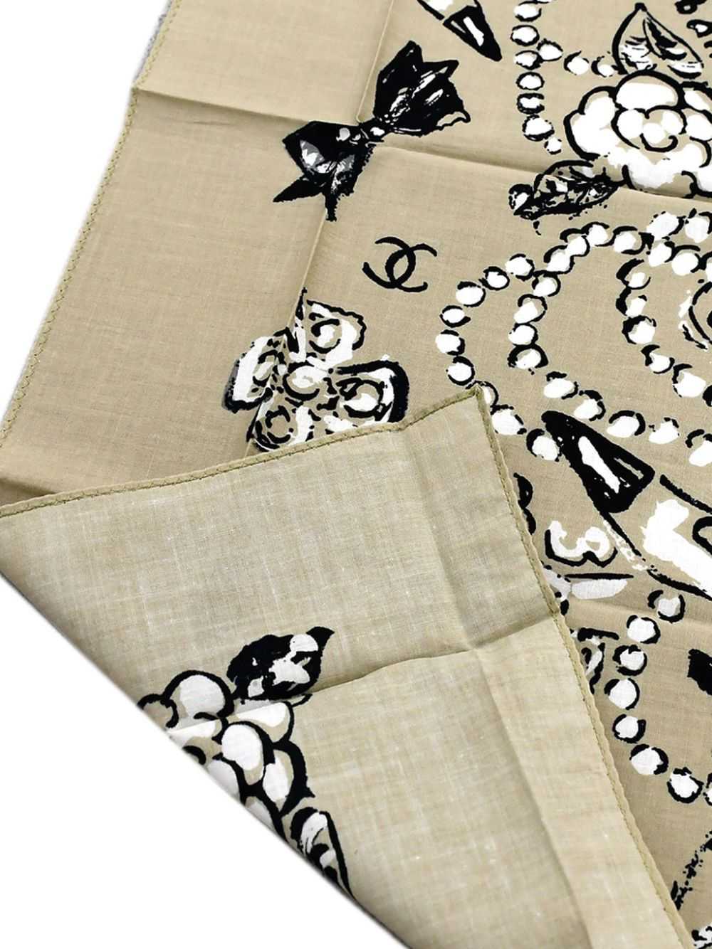 CHANEL Pre-Owned 1990-2000s Icons cotton scarf - … - image 2