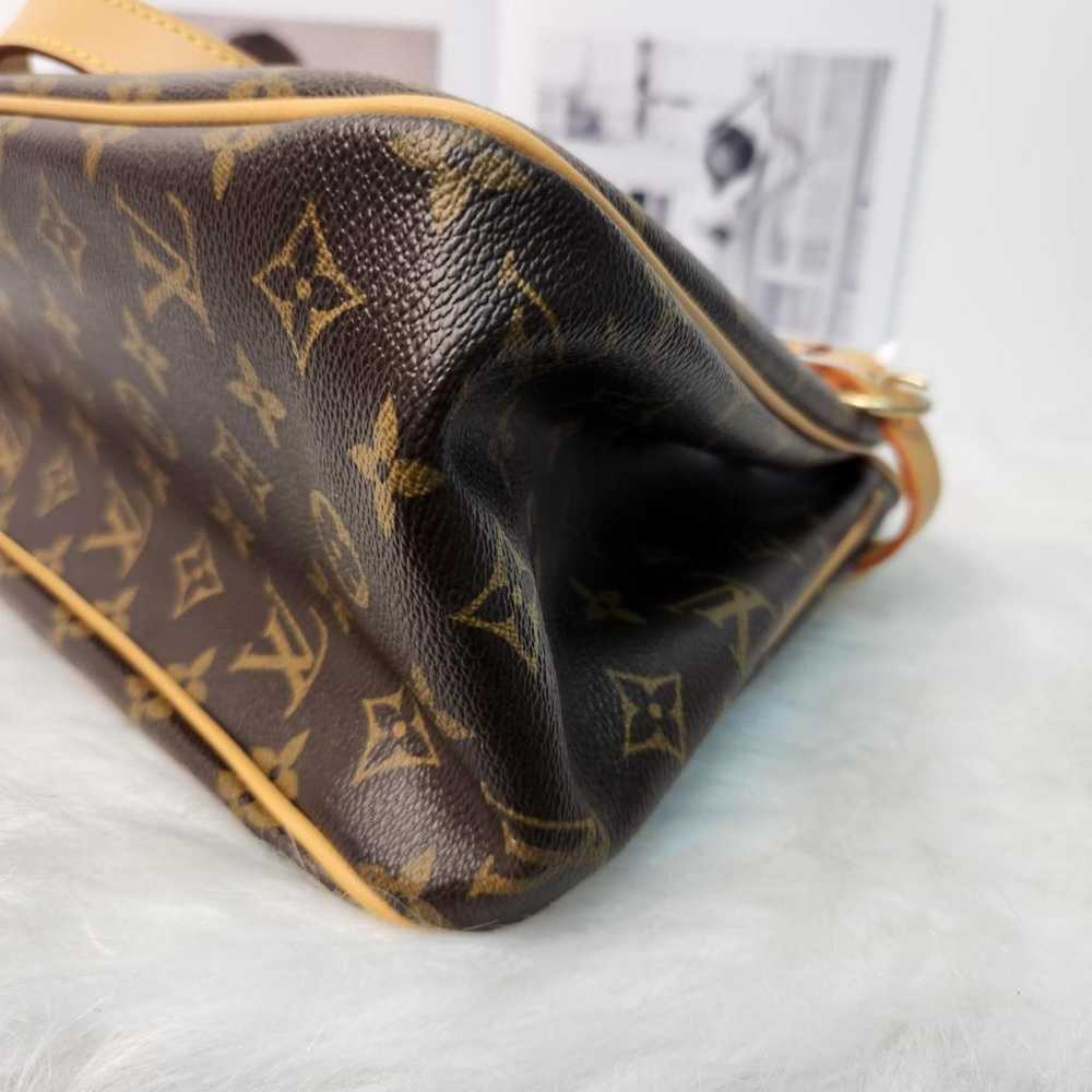 Louis Vuitton Batignolles leather handbag - image 10
