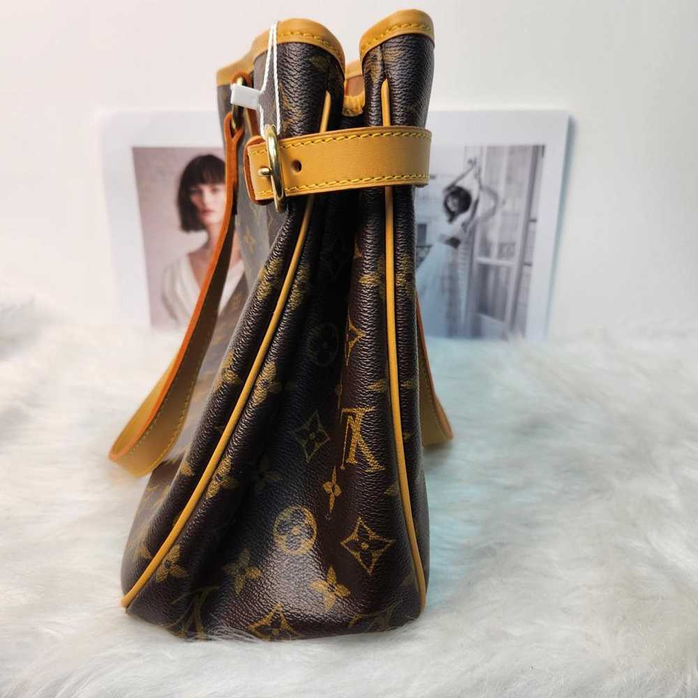 Louis Vuitton Batignolles leather handbag - image 6