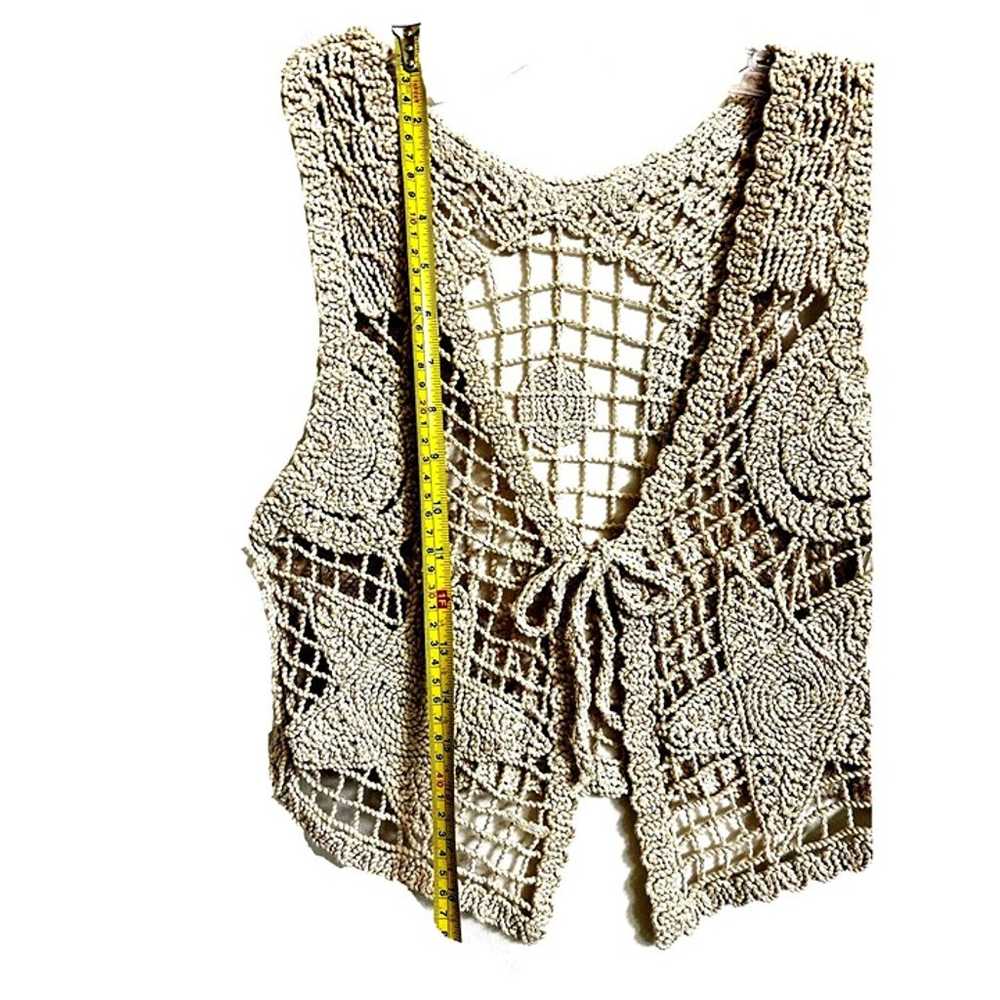 Crochet Knitted Lace Lacy Top  Women Vest Tie Fro… - image 3