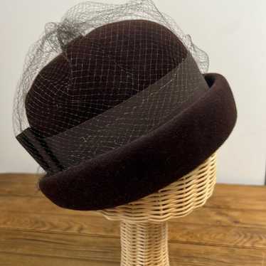 Vintage 1960s ladies brown wool net hat Merrimac h