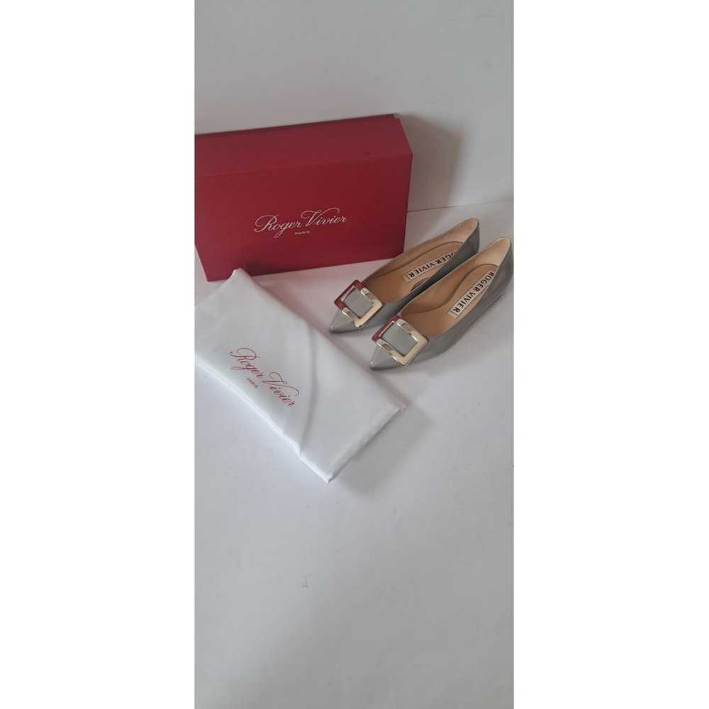 Roger Vivier Gommetine patent leather ballet flats - image 2