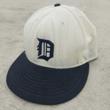 Vintage Detroit Tigers American Needle Fitted Hat 