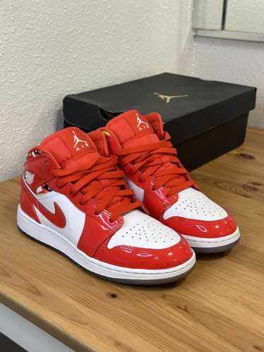 Jordan Brand × Nike Air Jordan 1 Mid Geometric Pri