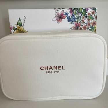 Cosmetic bag Chanel Beauté