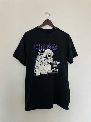 Gildan 2015 misfits die die my darling tee