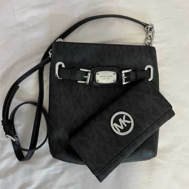 Michael Kors matching crossbody Bag and wallet