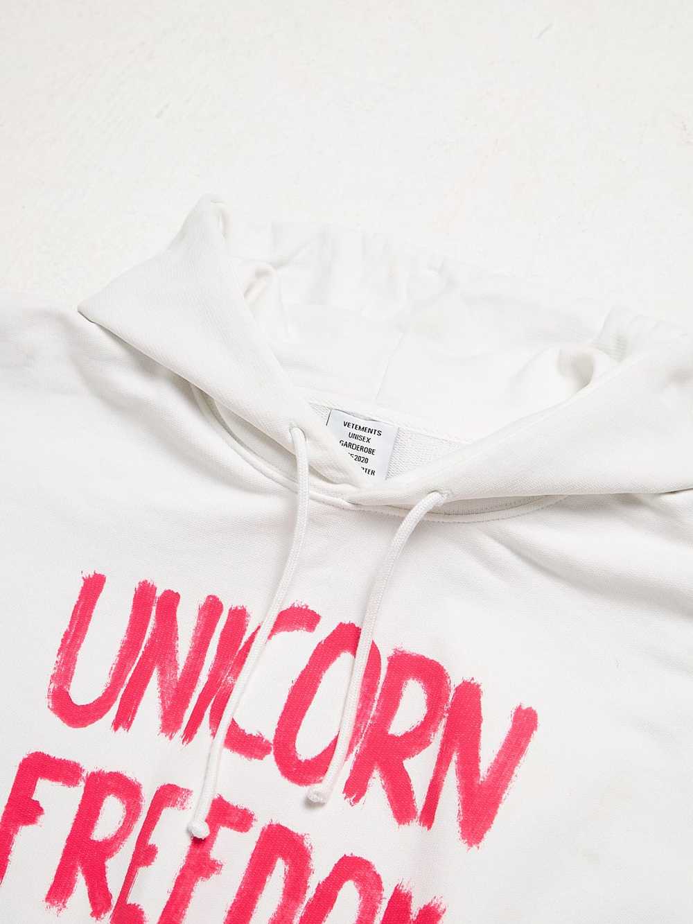 Vetements White Unicorn Freedom Printed Cotton Ho… - image 3