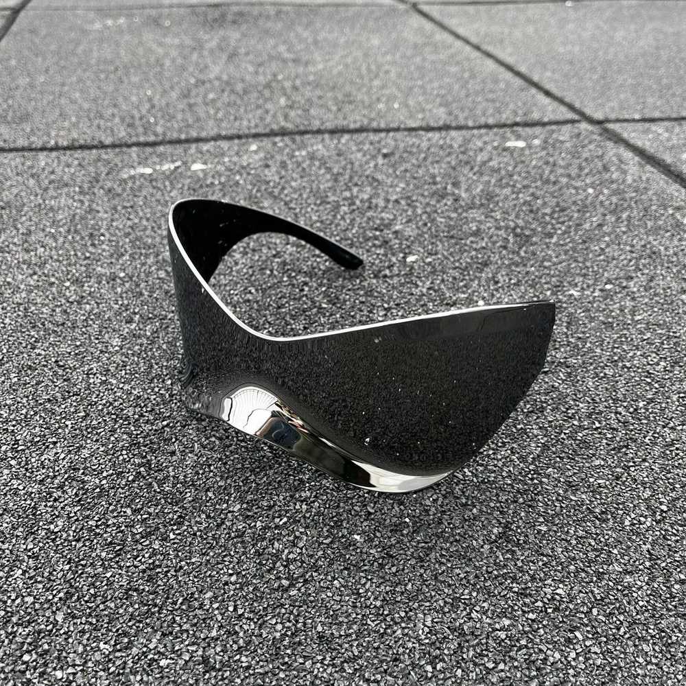 Designer Avant Garde Futuristic Shield Sunglasses… - image 1