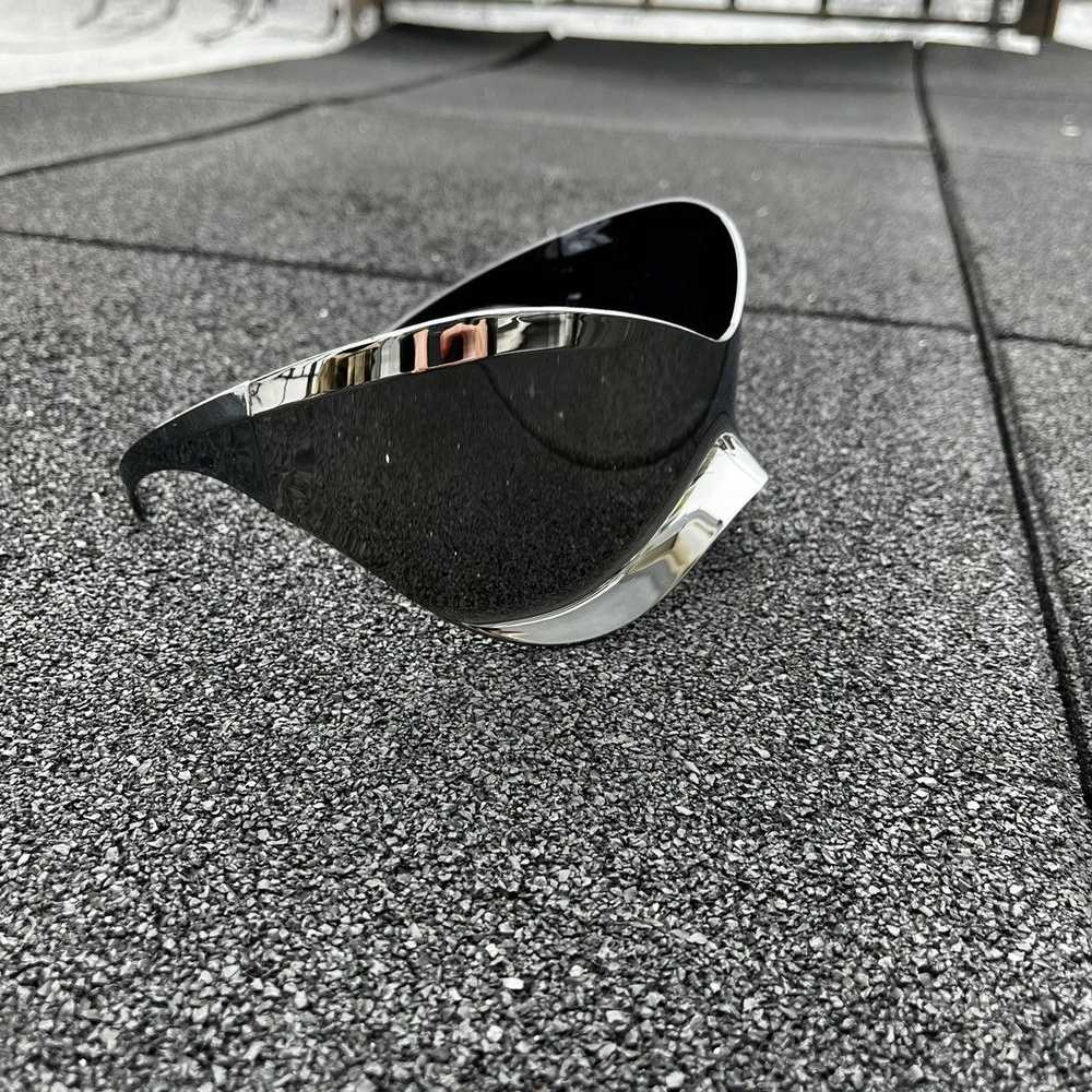 Designer Avant Garde Futuristic Shield Sunglasses… - image 5