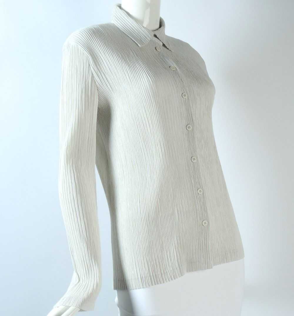 Issey Miyake o1smst1ft0424 Pleated Top in White - image 2