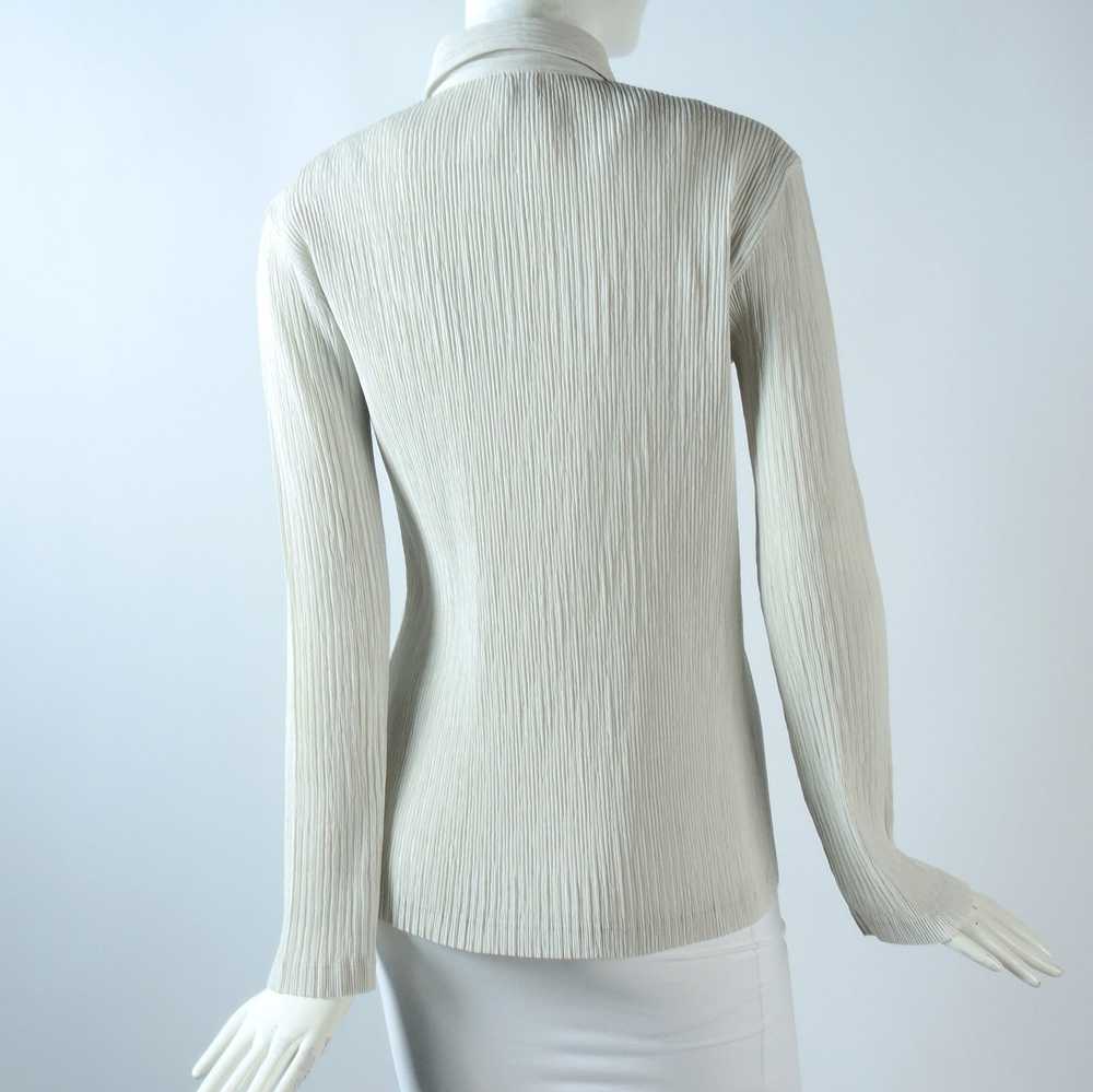 Issey Miyake o1smst1ft0424 Pleated Top in White - image 5