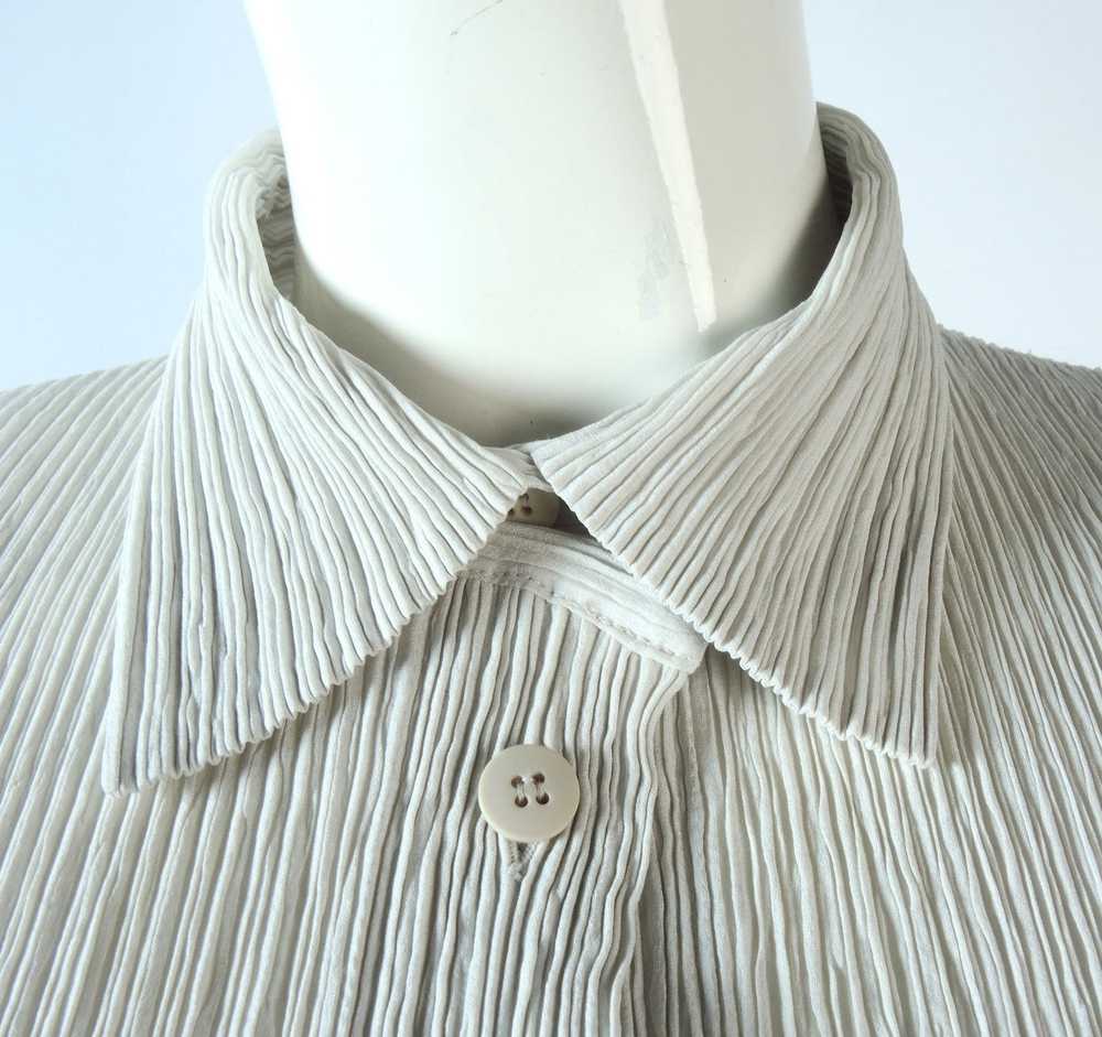 Issey Miyake o1smst1ft0424 Pleated Top in White - image 6