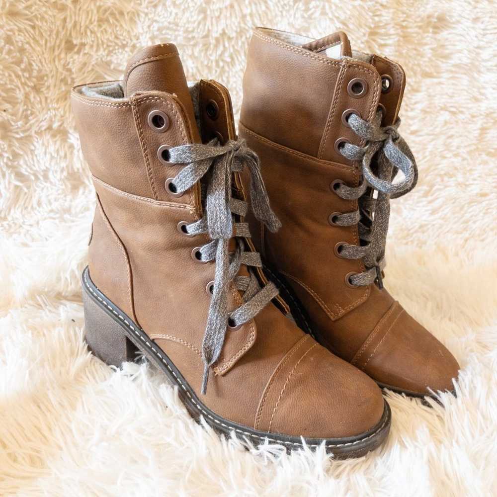 Roxy Chunky Heel Brown Lace Up Boots size 8.5 - image 11