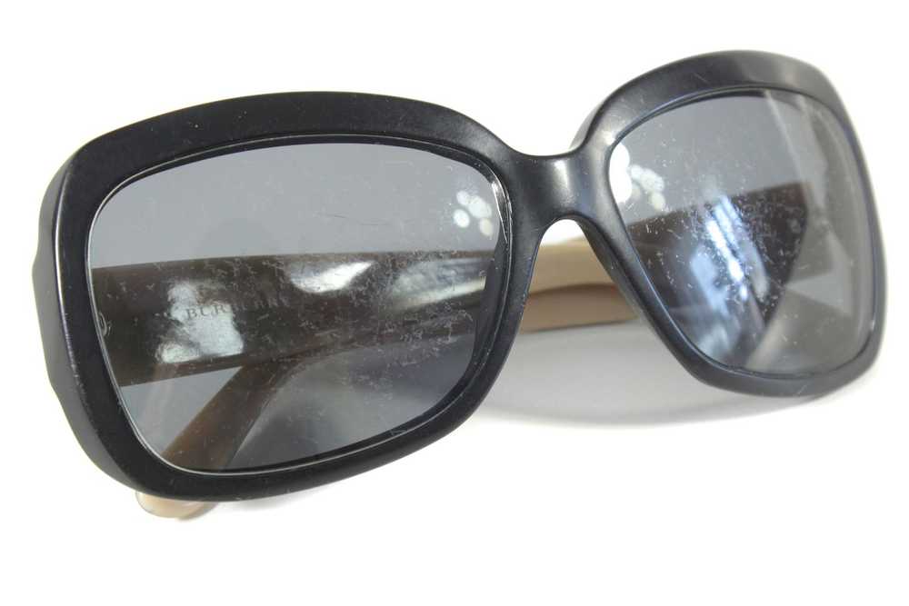 Burberry Nova Check Sunglasses - image 5