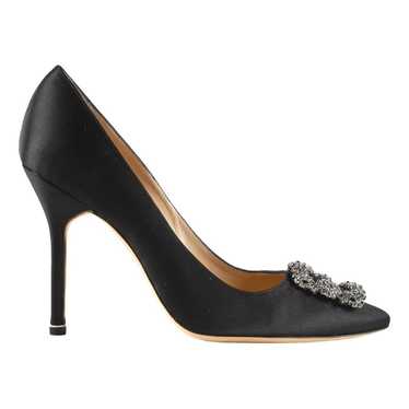 Manolo Blahnik Hangisi leather heels