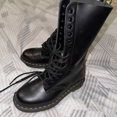 Dr. Martens 1914 Smooth Leather Tall Black boots