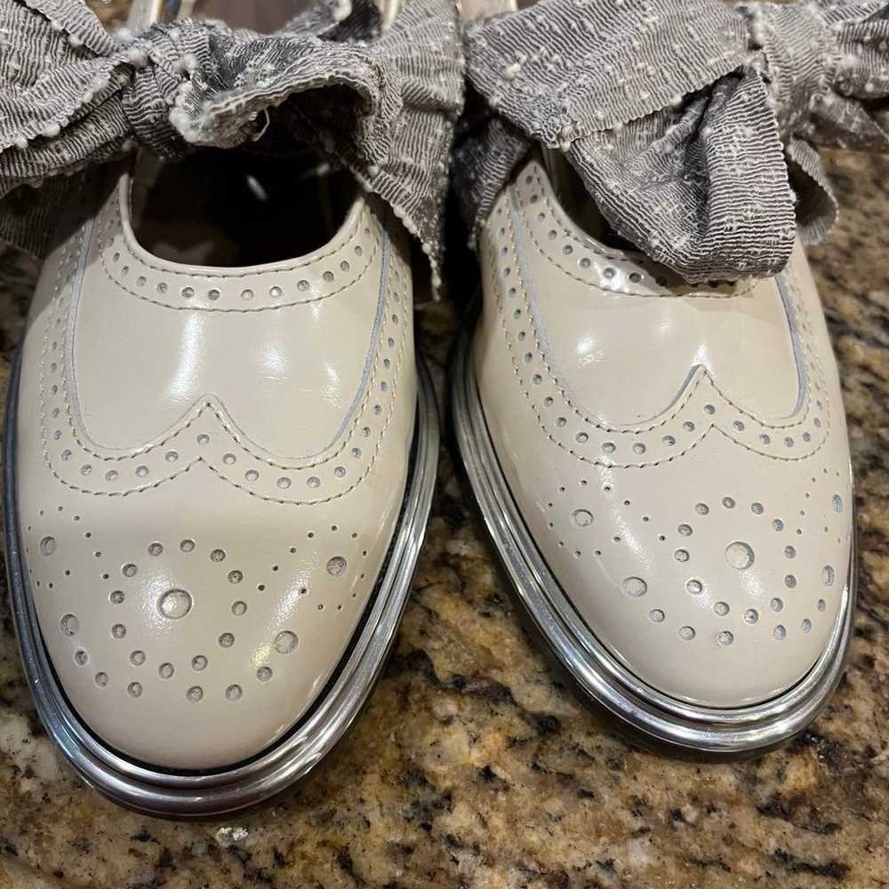 AGL EXCELLENT COND.  BOW LIGHT BEIGE WINGTIP OPEN… - image 2