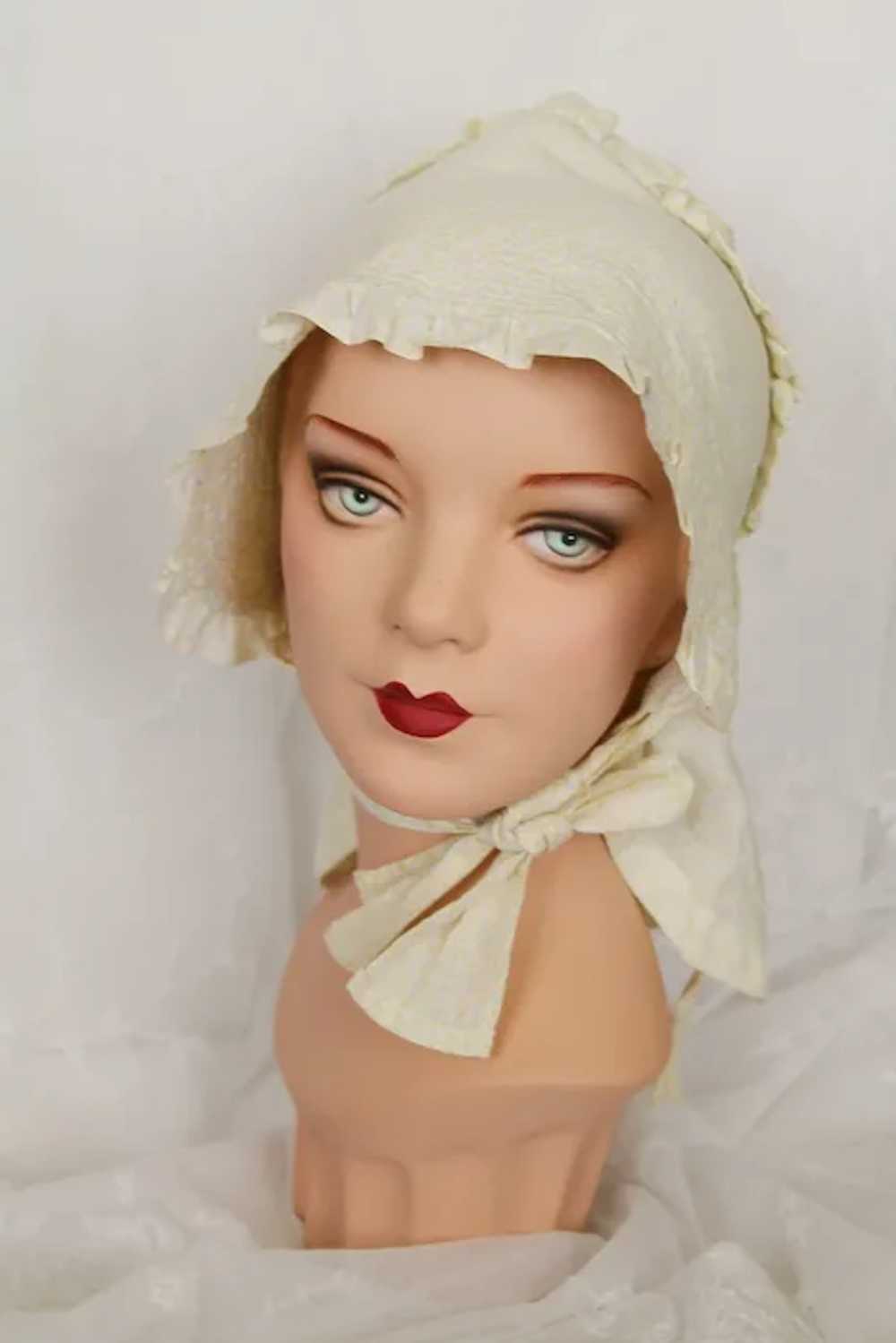 Darling Vintage Sun Bonnet Pioneer Bonnet with Ca… - image 6
