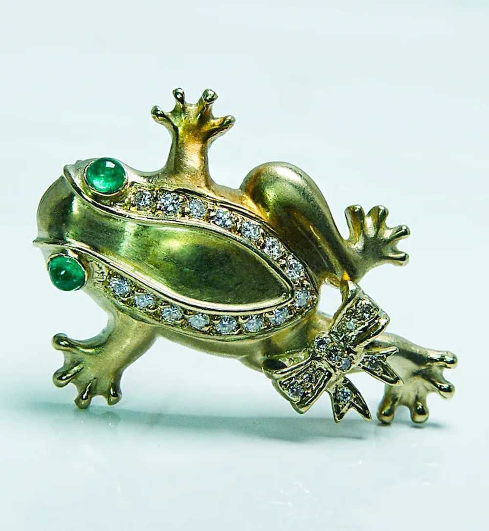 Huge Heavy Vintage 18K Gold Diamond Emerald Frog … - image 5