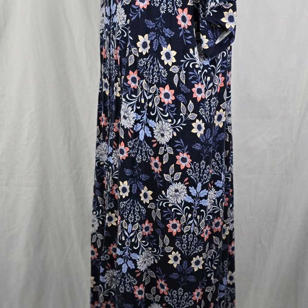 J. Jill Floral Blue Full Buttoned Rayon Blend Jer… - image 7