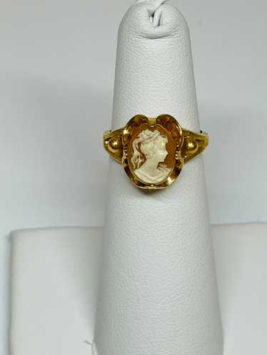 10K Gold Filled Cameo Ring - image 1