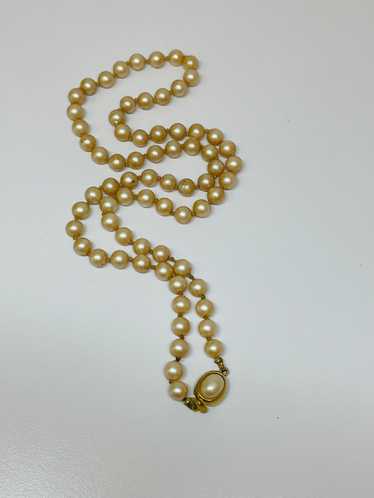 1970’s Faux Pearl Single Strand Necklace