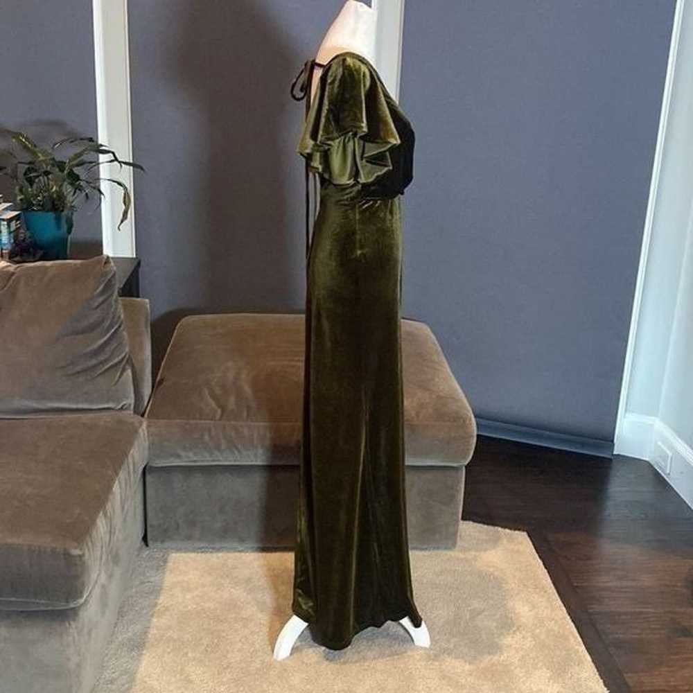 Women’s Full Length V-Neck Ruffle Sleeve Green Fo… - image 5